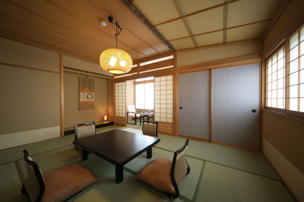 Oiwakeya Ryokan 50/70