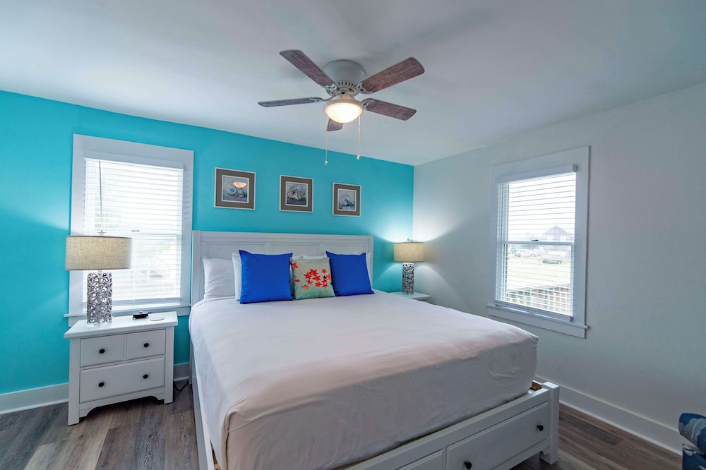 4 Bedrooms, Sandpiper, Residence, 4 Beds, 2 King Beds, Sofa