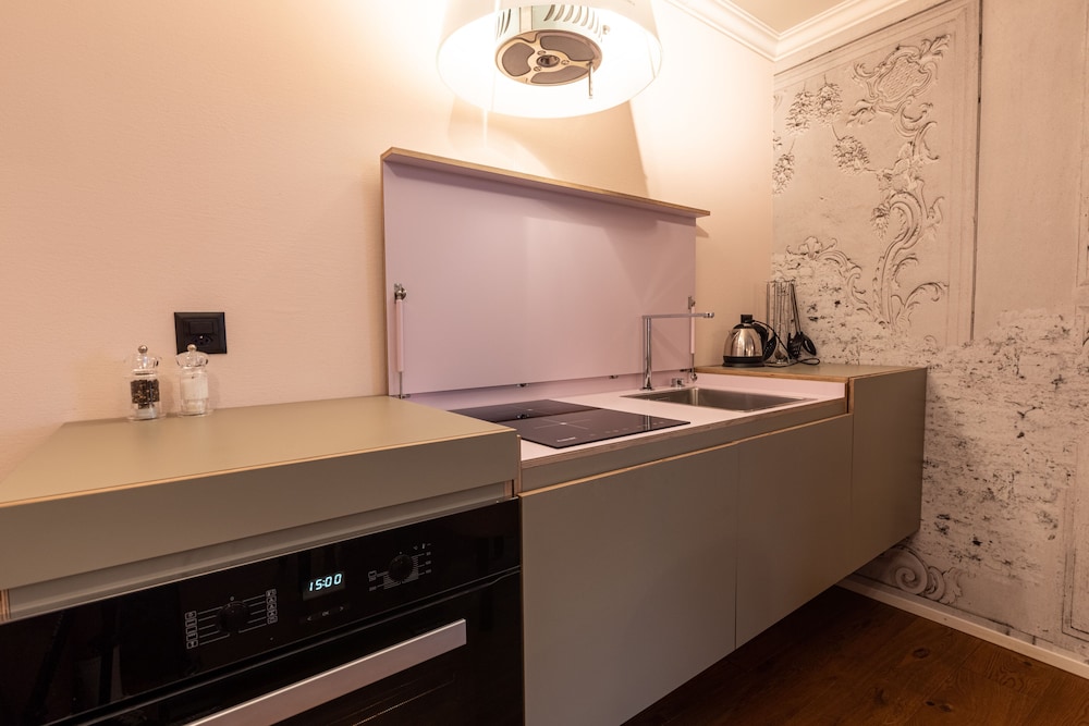 Home Hotel Arosa 50/50