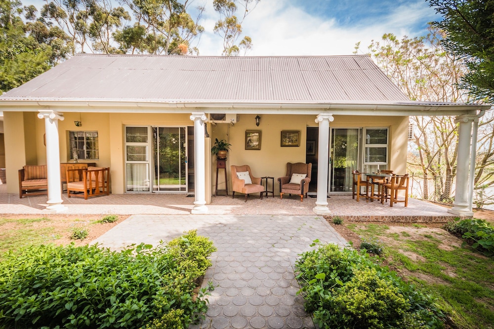 Homestead B & B 2/50
