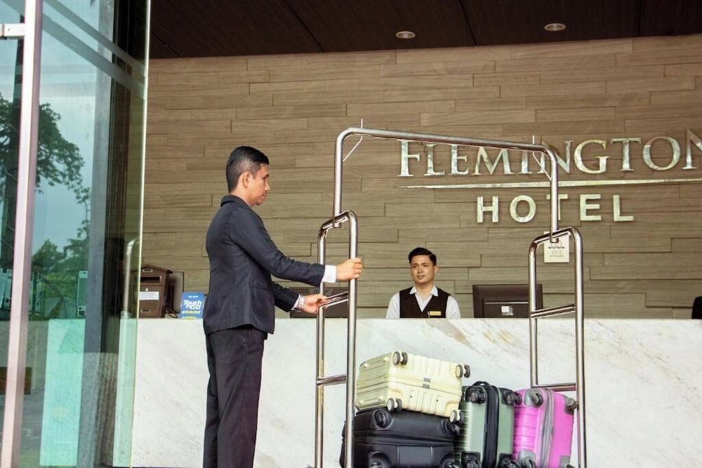 Flemington Hotel 5/43