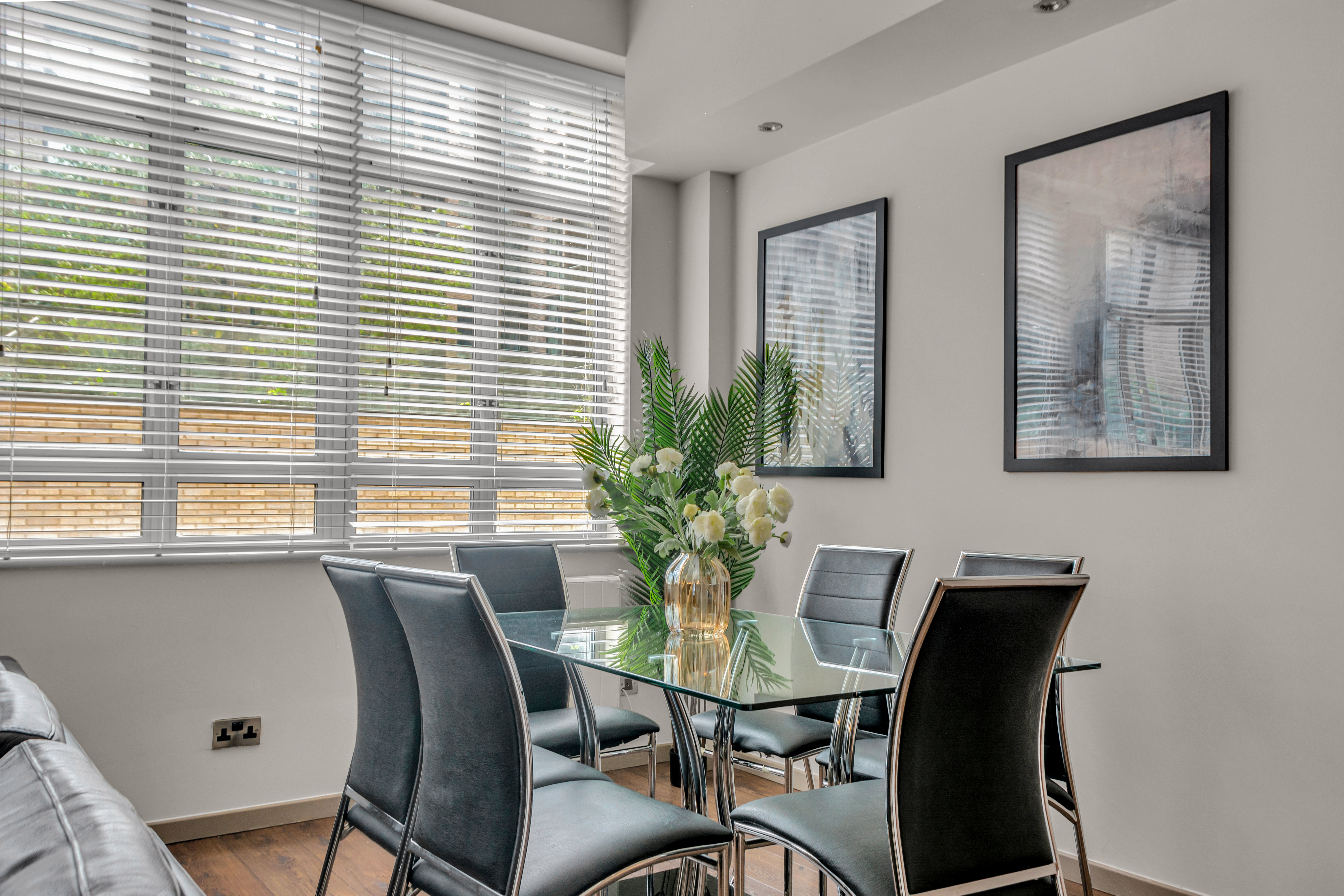 Luxurious Lawrence House Serviced Apartment 40/50
