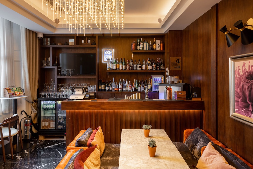 Montcalm Chilworth Townhouse, Paddington 43/50