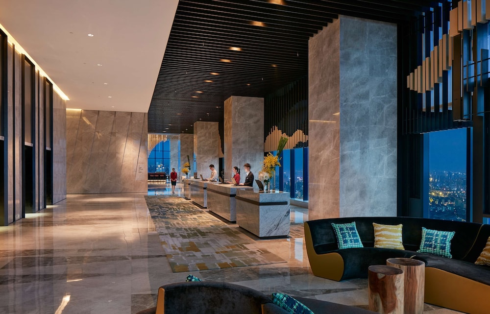 Hyatt Regency Wuxi 2/39