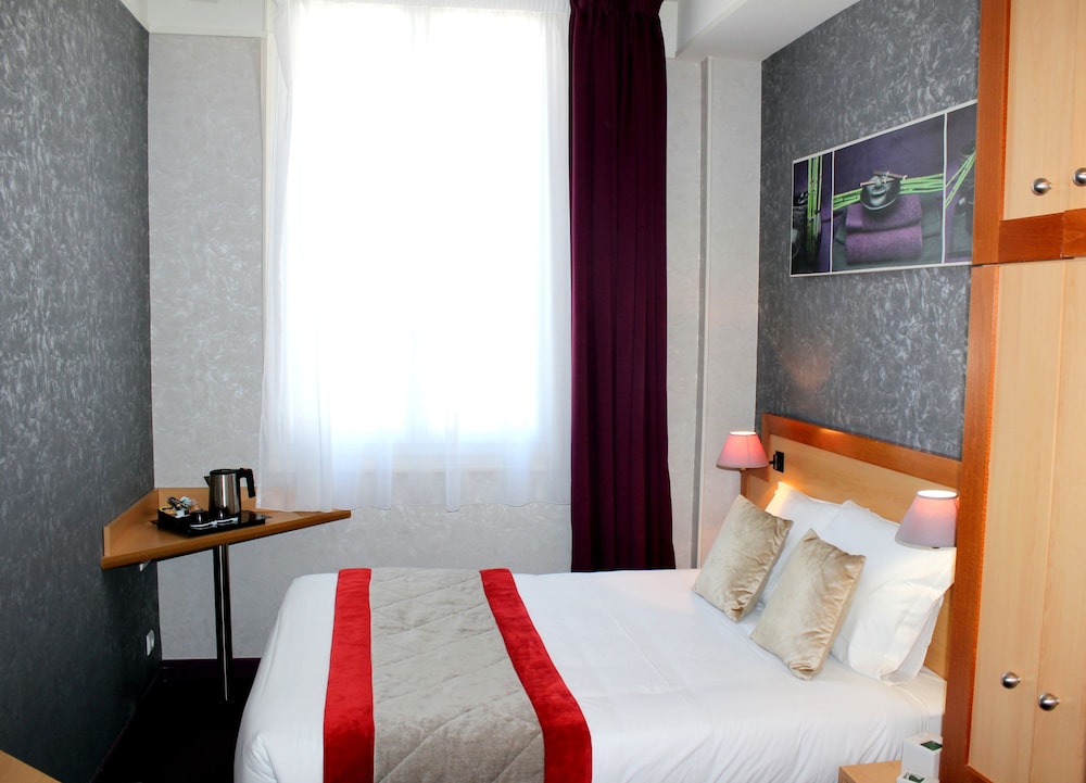 Hotel Du Chemin Vert 28/46