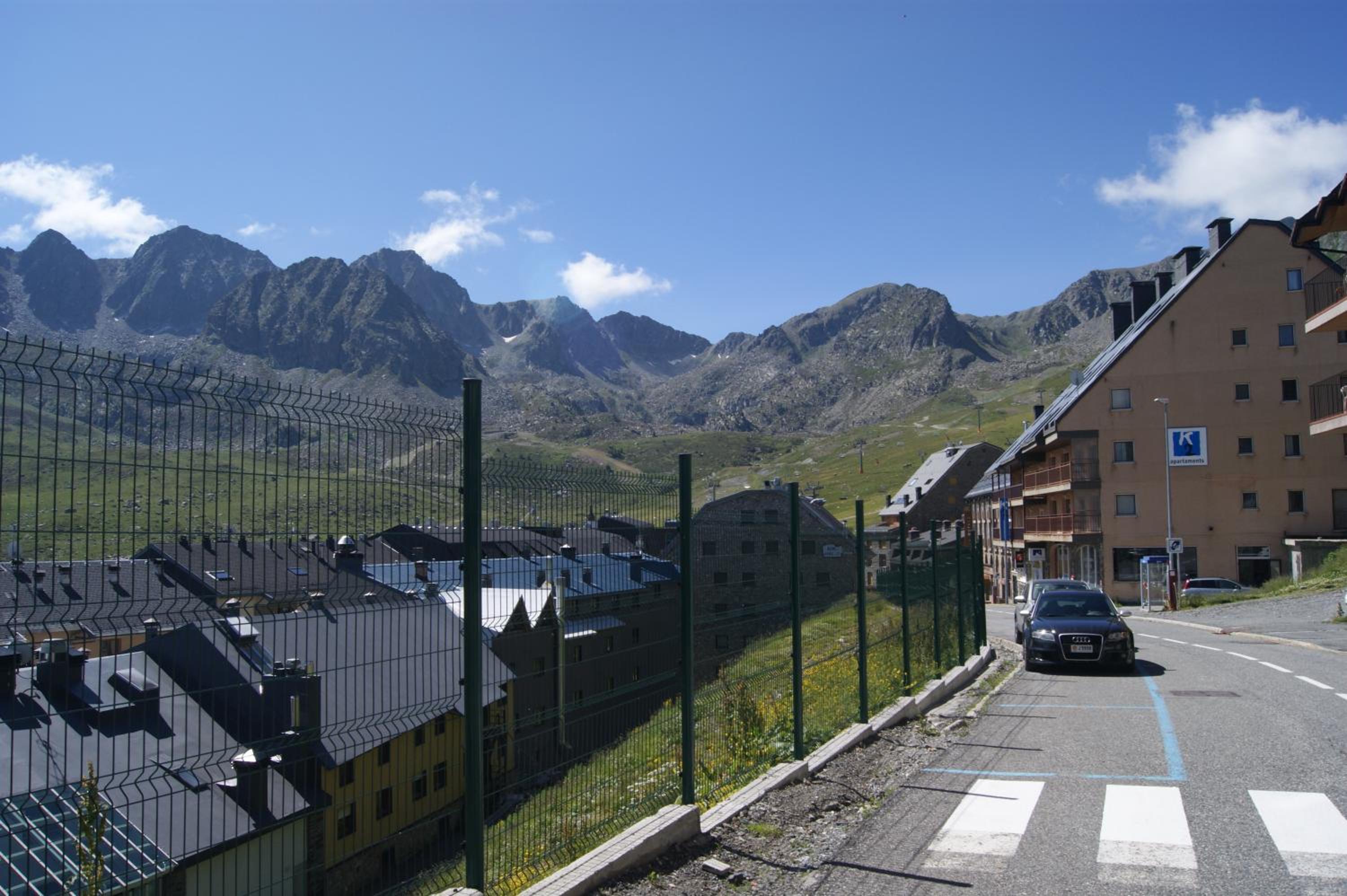 Borruscall Apartaments 18/19