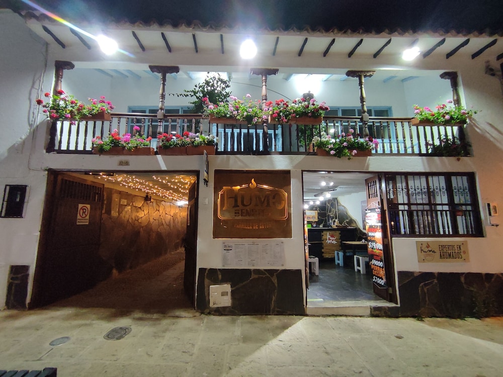 Laureles de la Villa 3/50