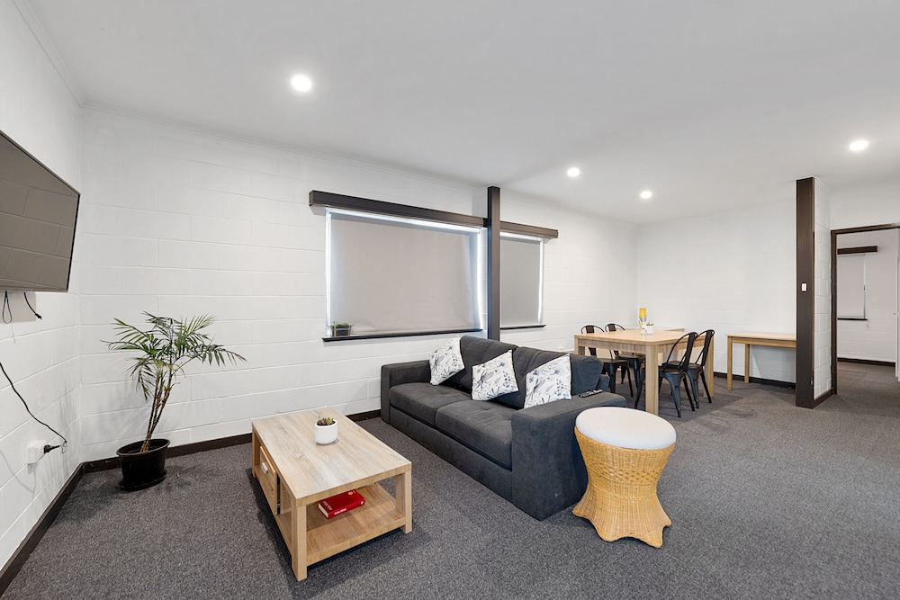 Scamander Beach Resort Hotel 26/49
