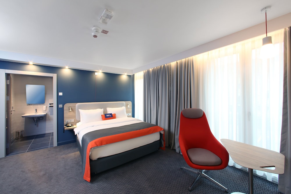 Holiday Inn Express Ljubljana 11/44