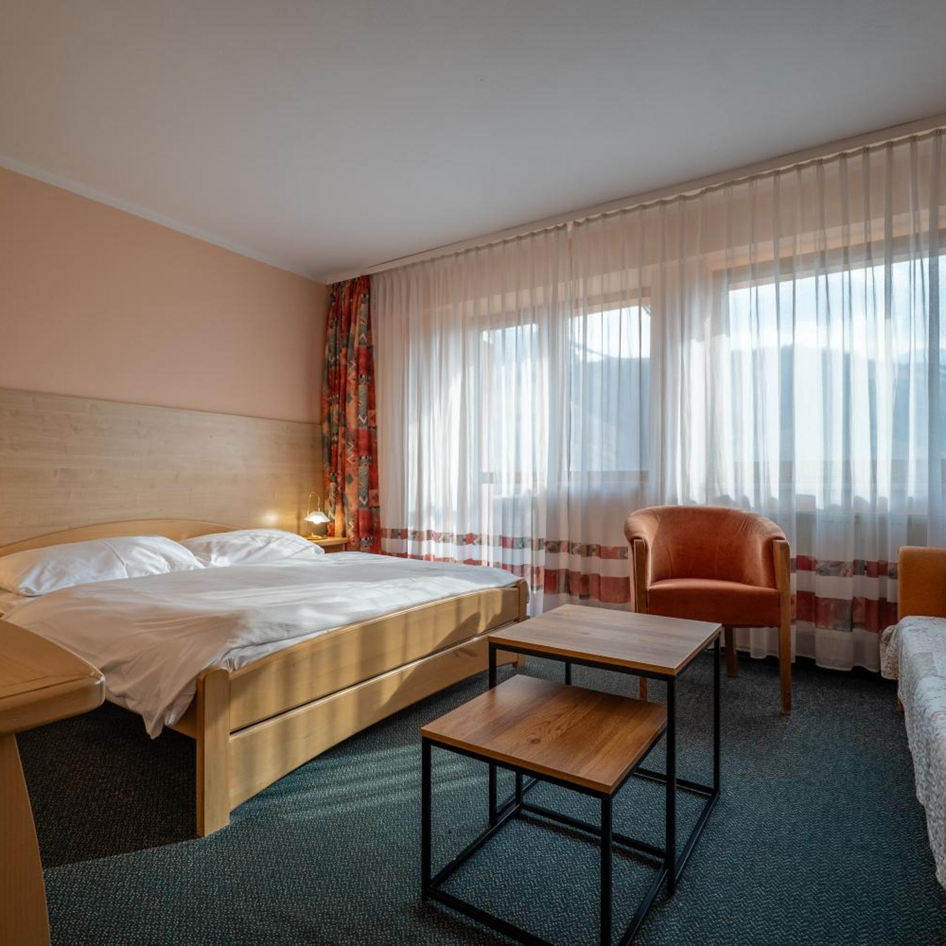 غرفة بسرير مزدوج بشرفة، Hotel Boboty 7/10