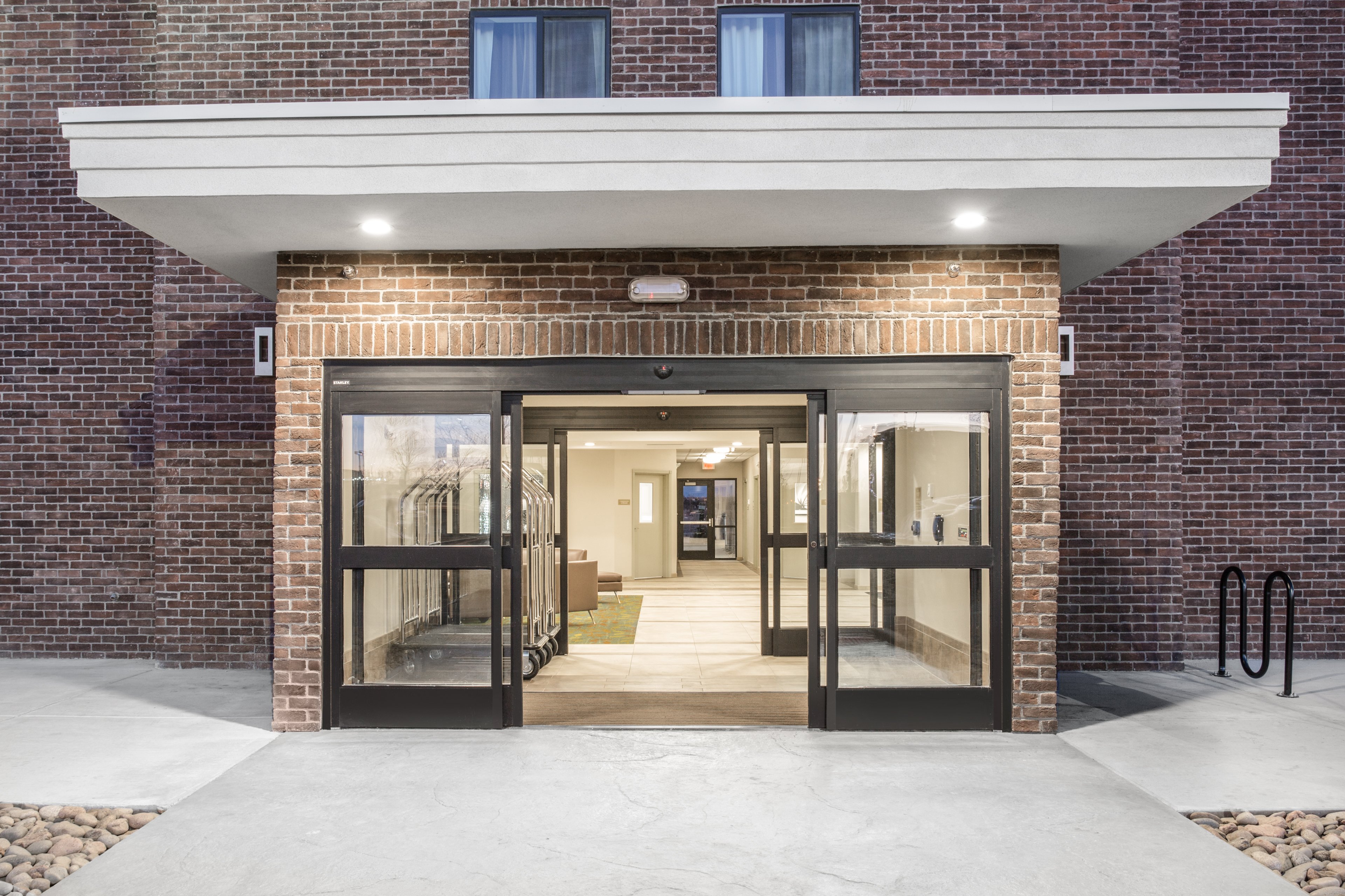 CANDLEWOOD SUITES PUEBLO 2/33