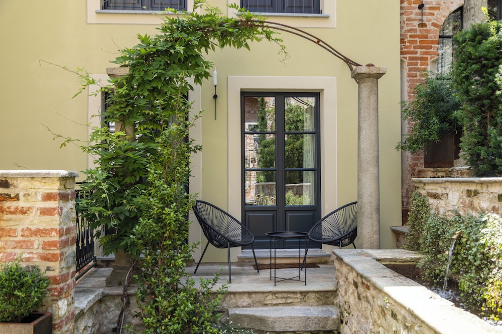 Palazzo Fauzone Relais 43/50