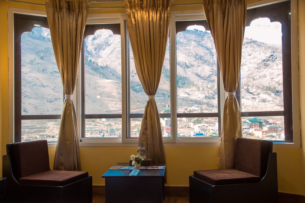 Bhutan Silverpine Resort 38/50