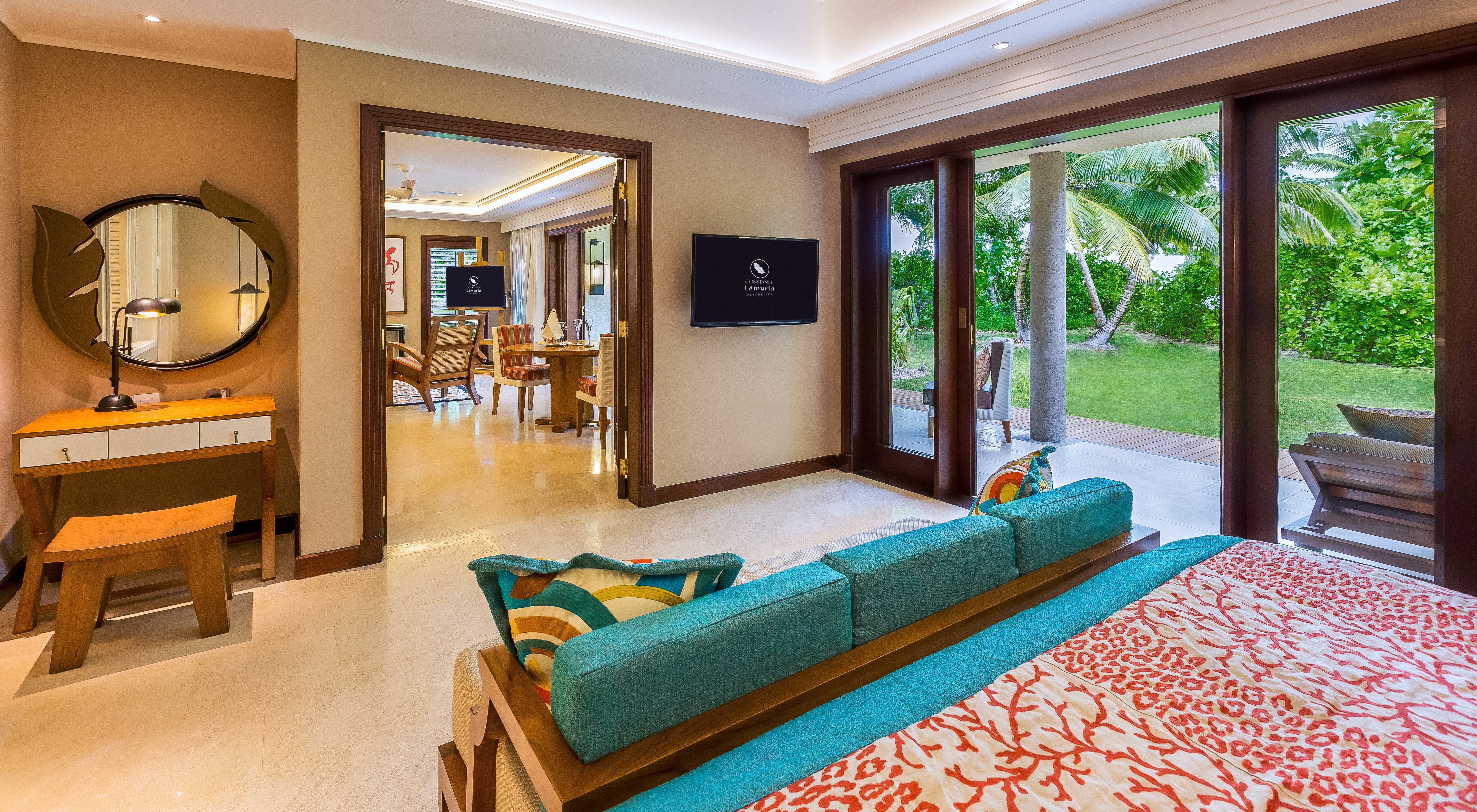 Constance Lemuria Praslin Seychelles 20/80