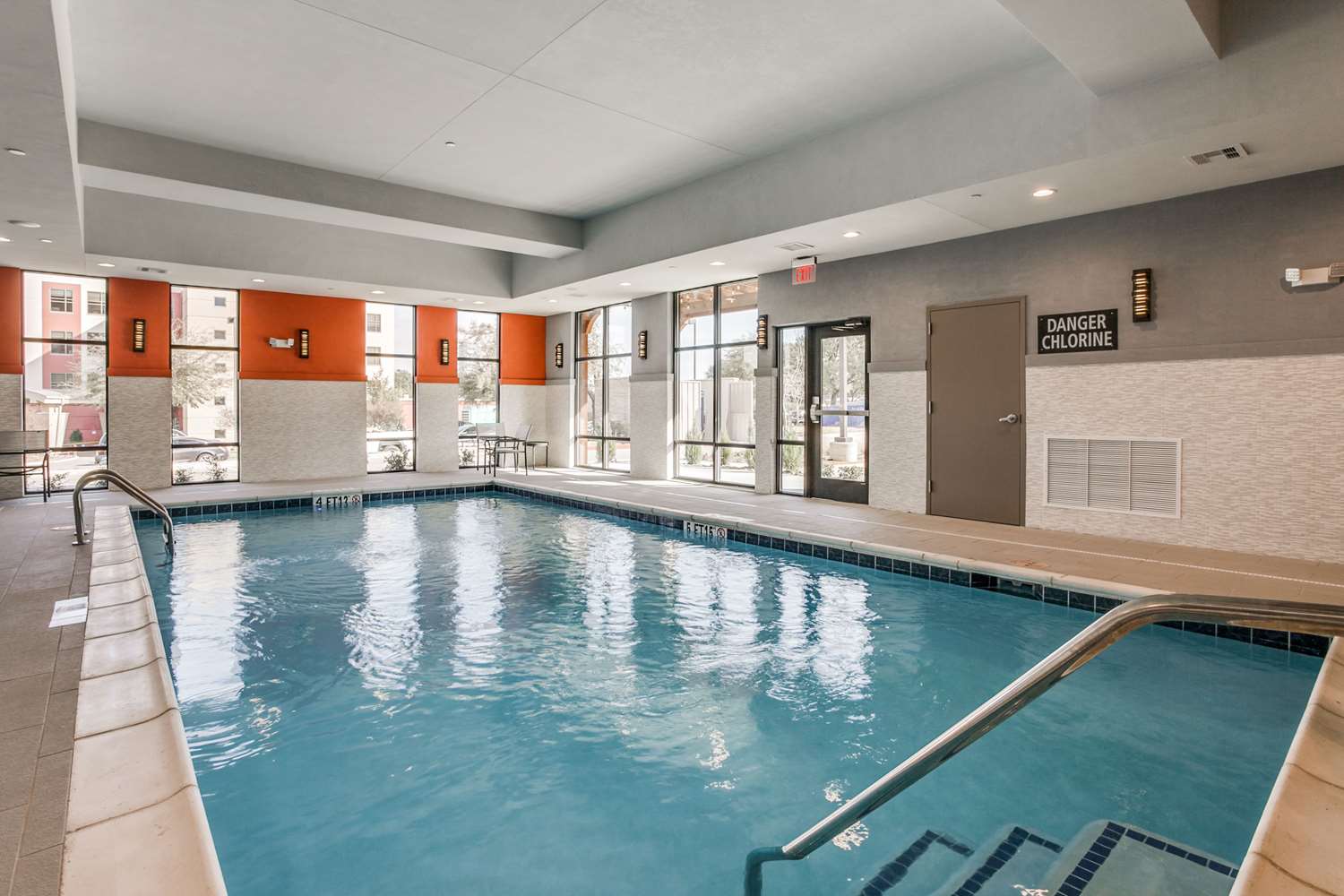 Hampton Inn & Suites North Dallas Central Expy 9/26