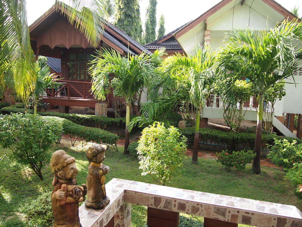 Palm Point Village 46/50
