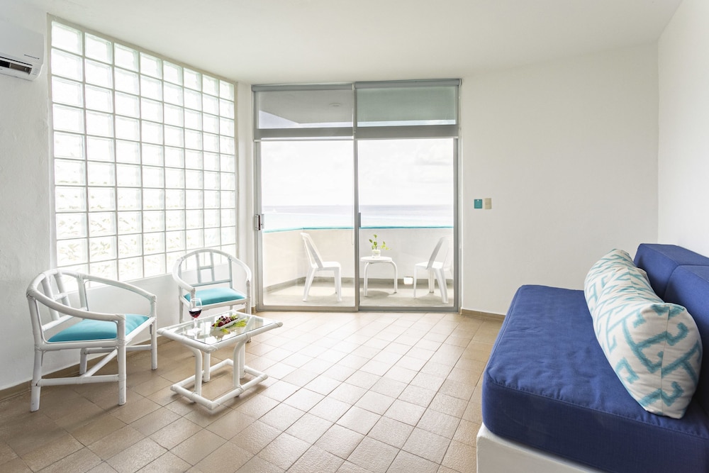 Suites Turquesa by GuruHotel 33/68