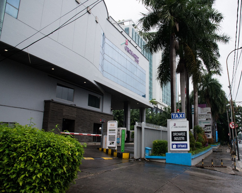 Orchardz Hotel Industri 3/30