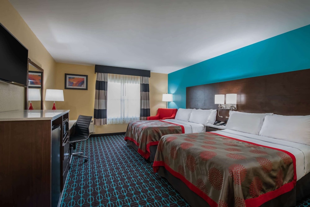 Ramada by Wyndham Groton 24/58
