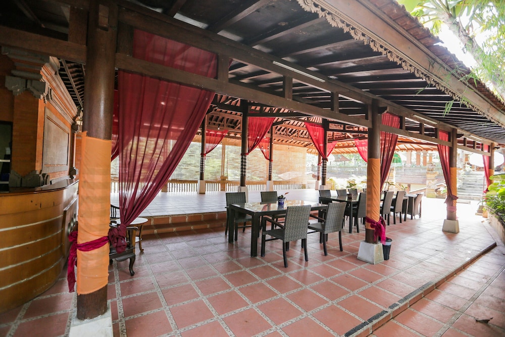 Ubud Hotel Villas Malang 6/76