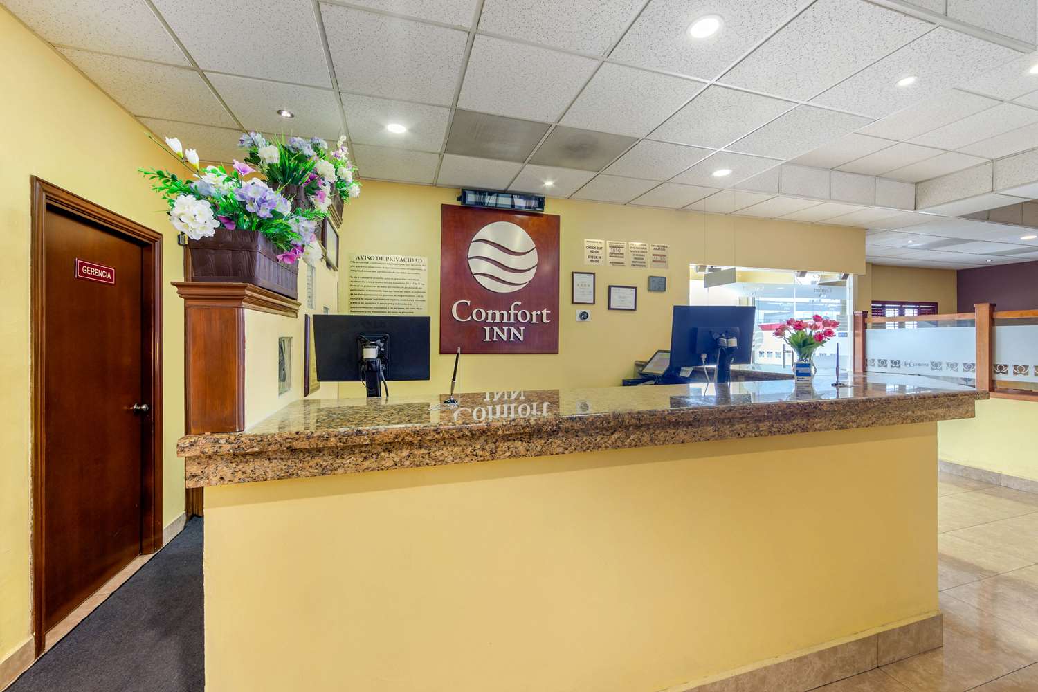 Comfort Inn Monclova 10/31