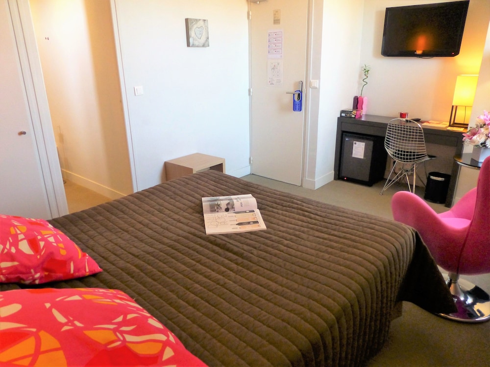 Bliss Hotel 31/70