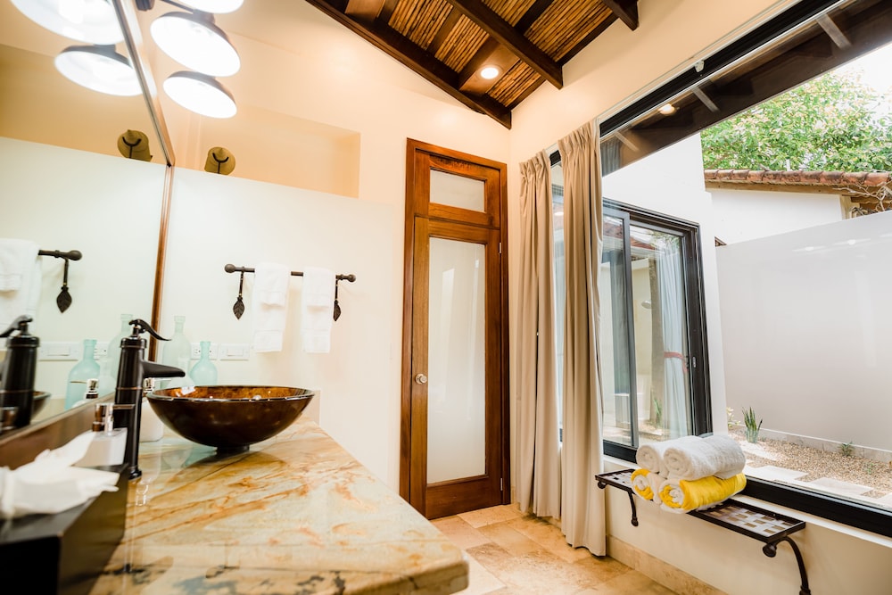 Almond Beach Resort And Spa 24/72
