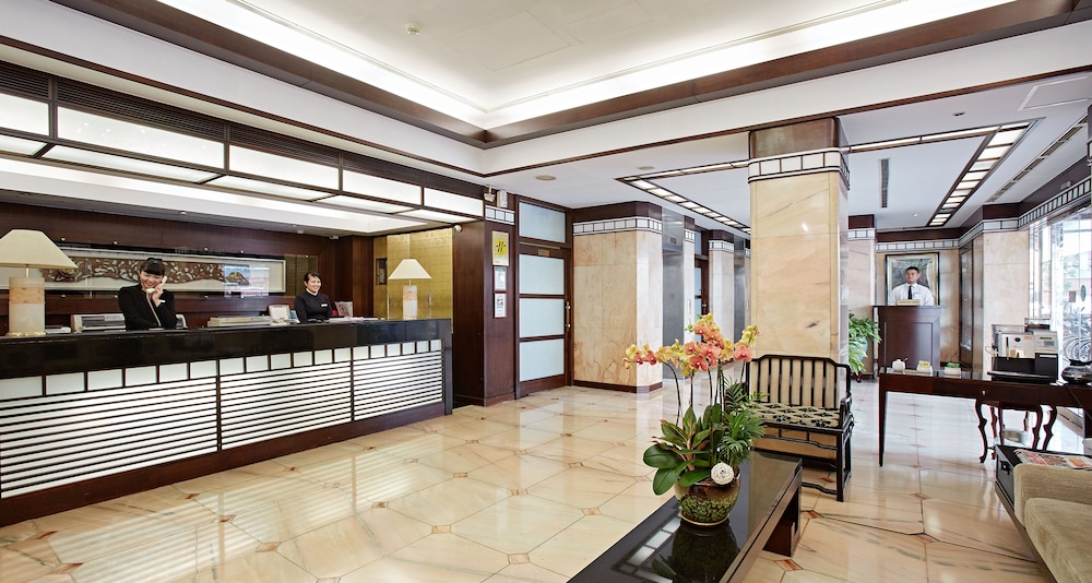 Provintia Hotel 3/50