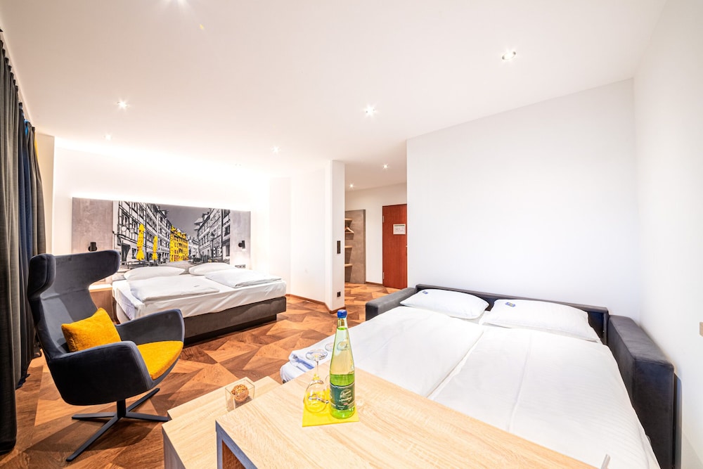 Best Living Hotel Arotel 24/67