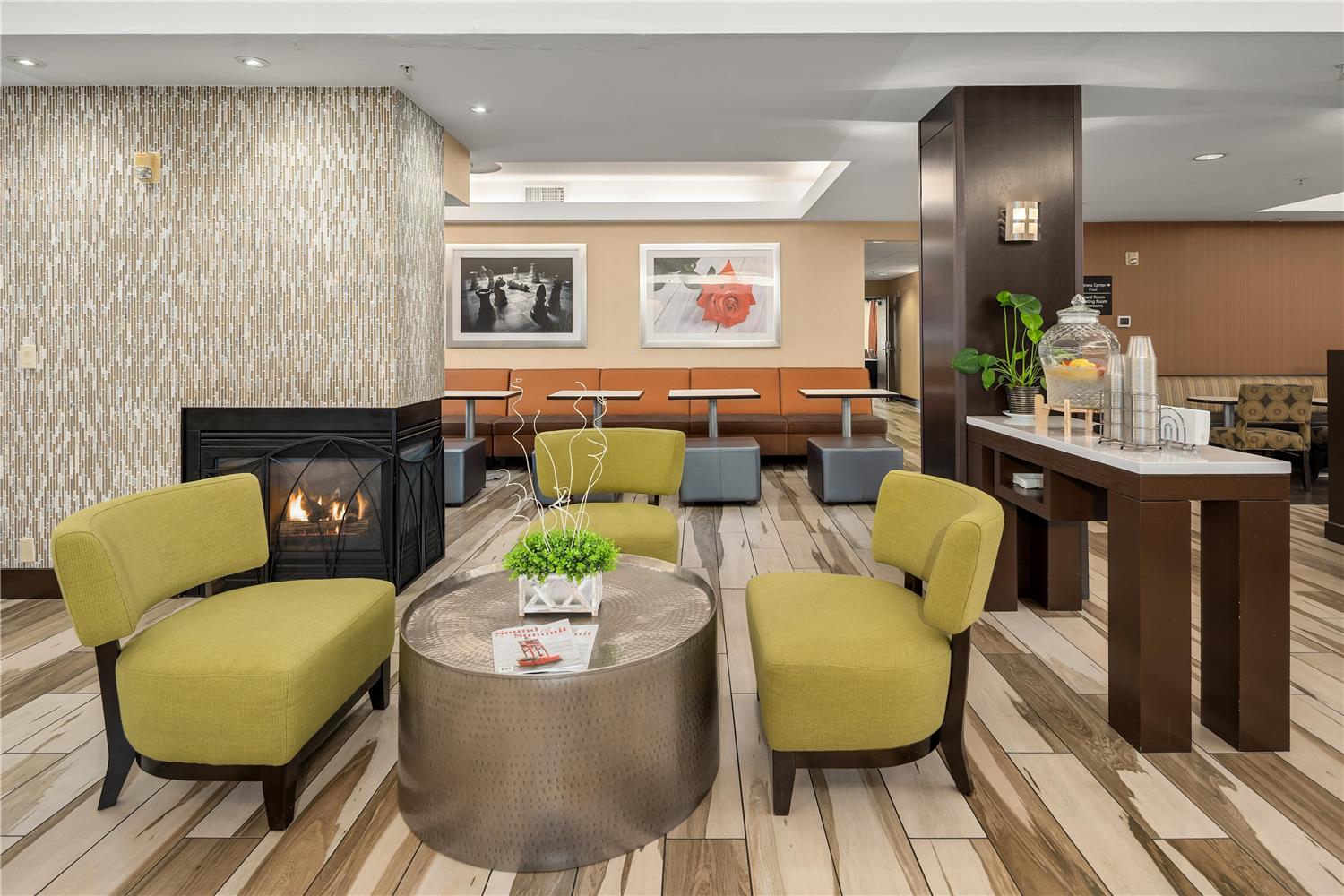 lounge