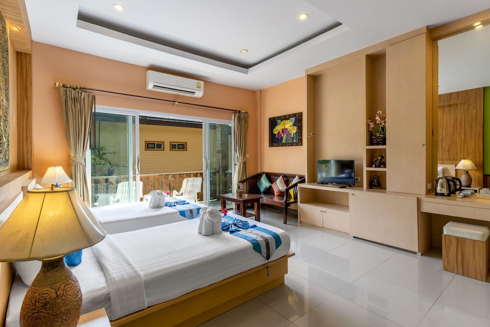 COCONUT BEACH RESORT 29/74