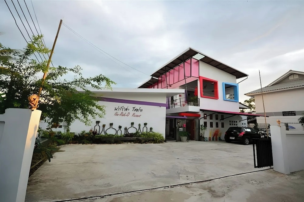 Na-Rak-O Resort 62/70