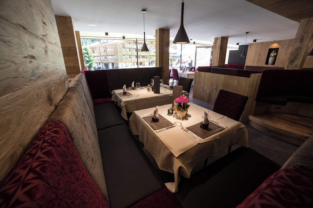 Hotel Freina 39/50
