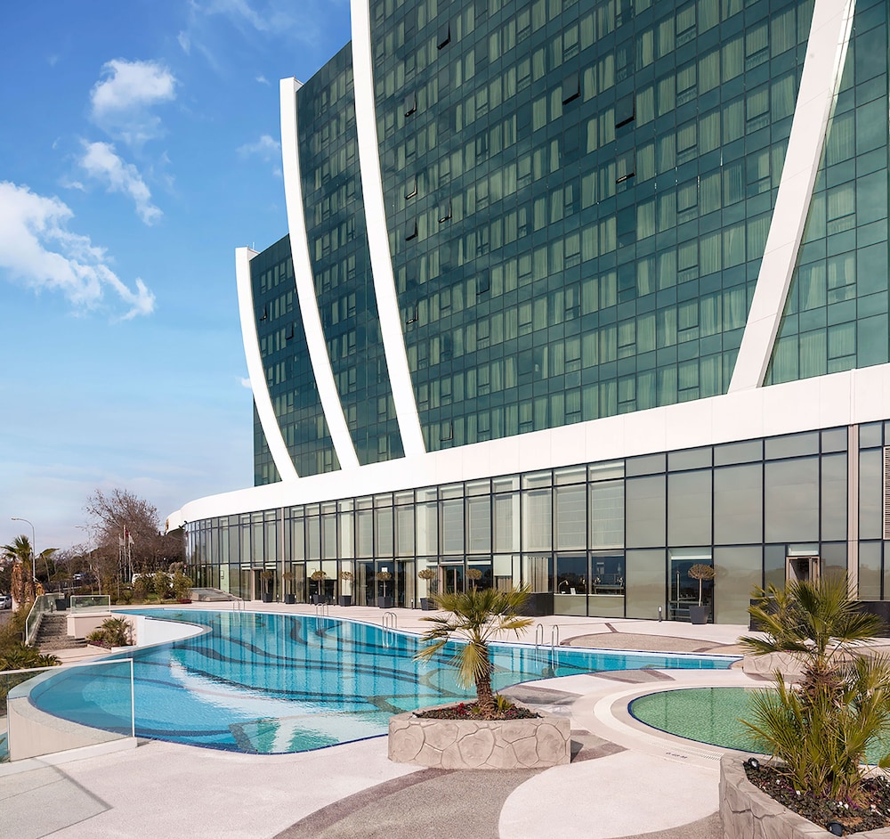 Elite World Grand Istanbul Kucukyali Hotel 5/68