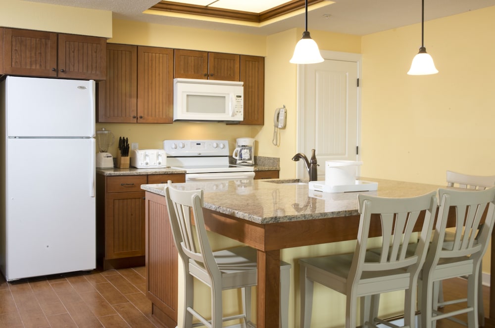 Bluewater Resort And Marina By Spinnaker Resorts 37/55