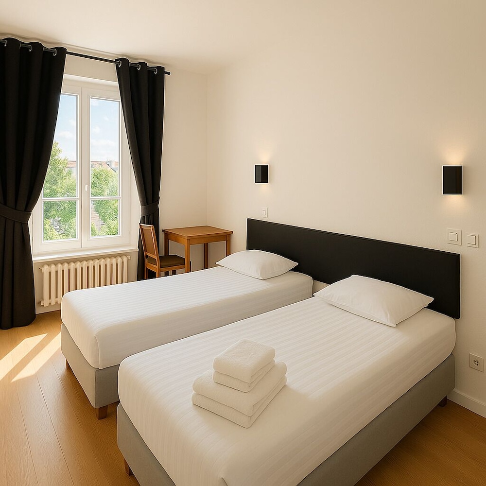 Logis Hotel Du Cirque 16/73