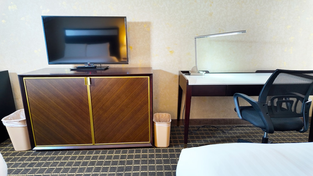 Alhambra Hotel 40/50