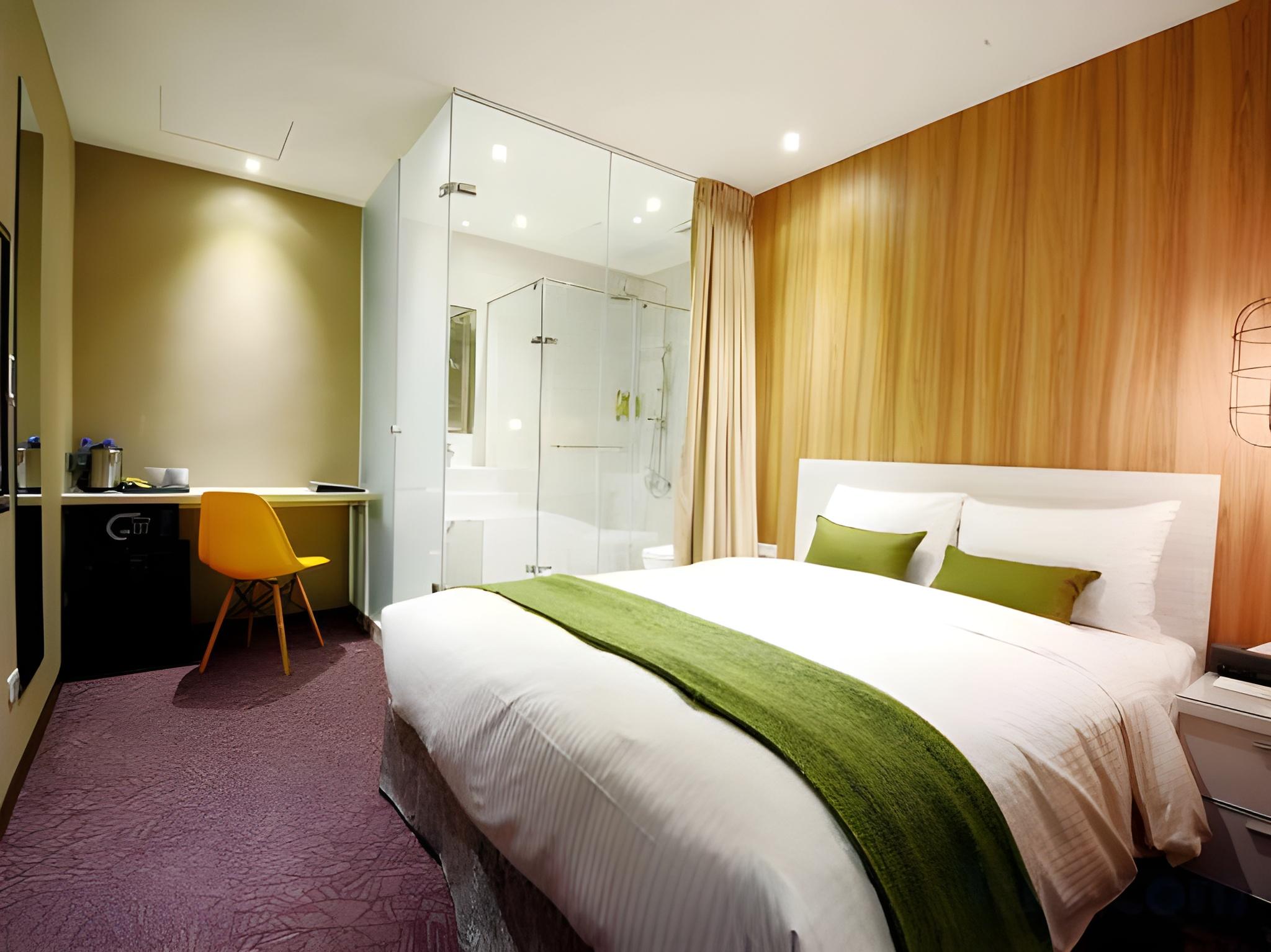 Standard, Double Bed