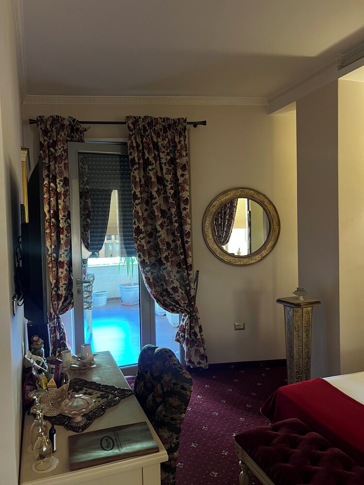 2 Kitarrat Boutique Hotel and Spa 24/34