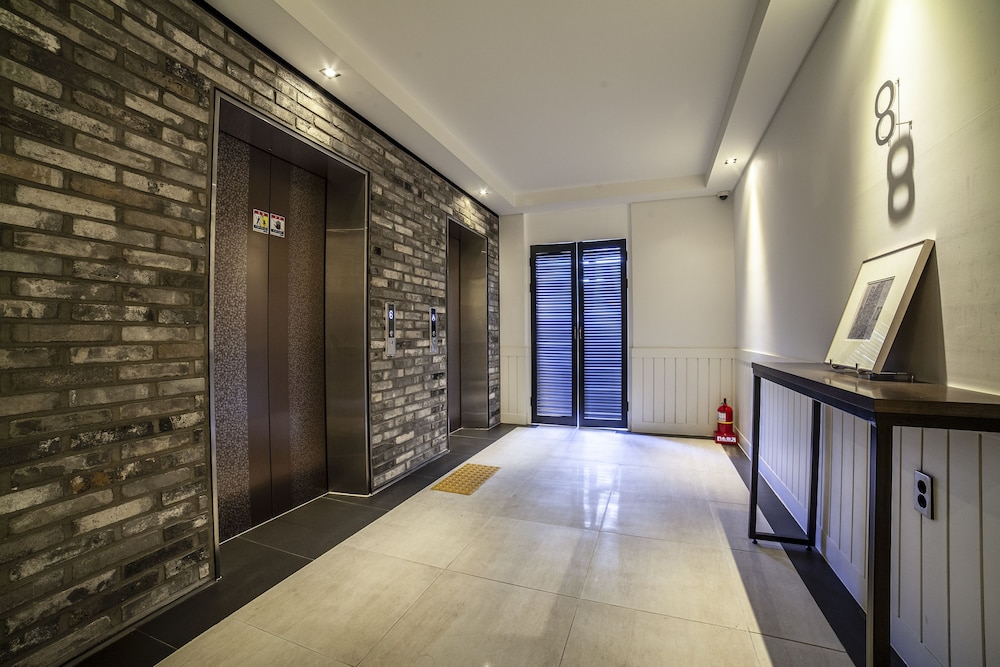 Stay 53 Hotel 27/50