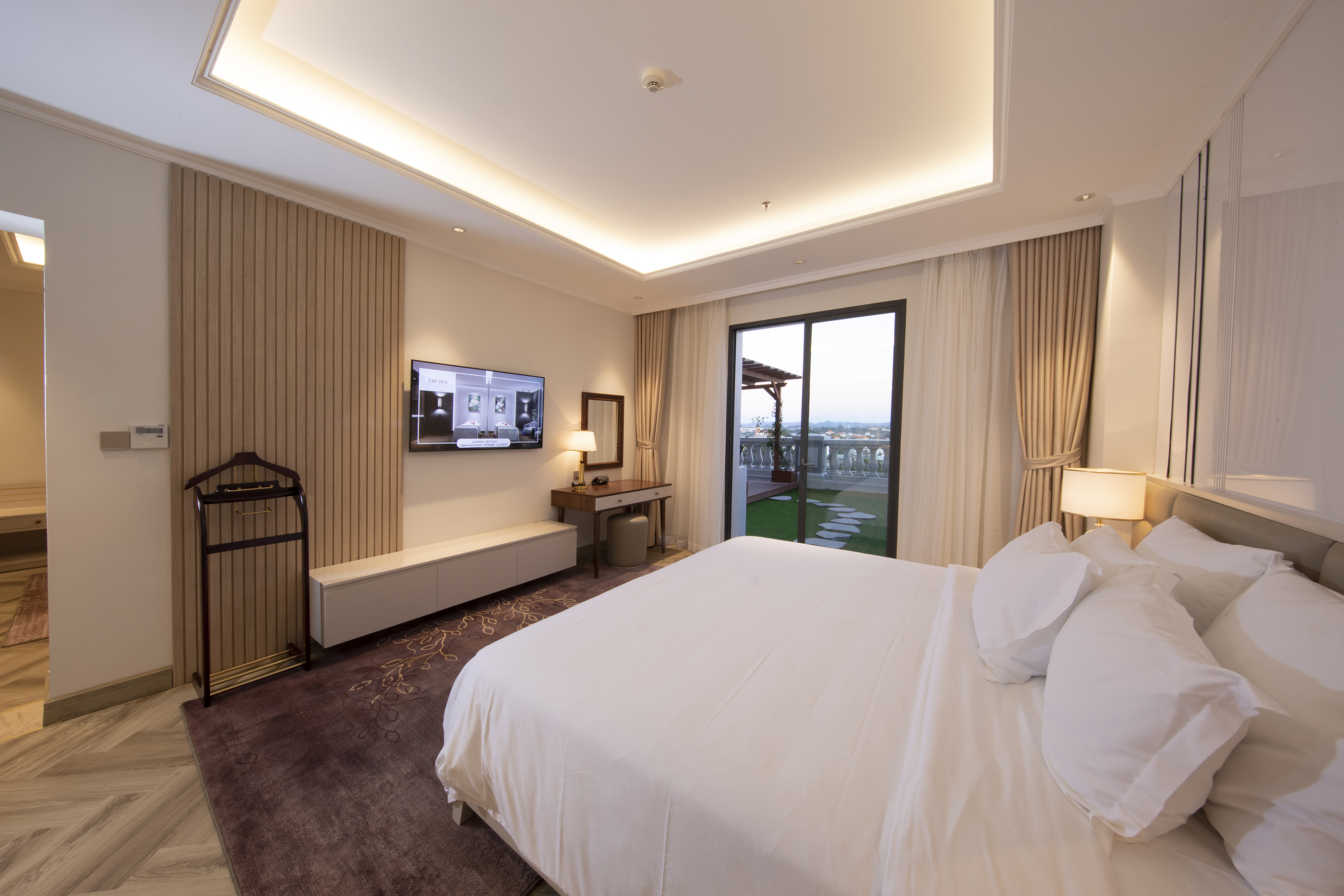 Garden Grand Suite