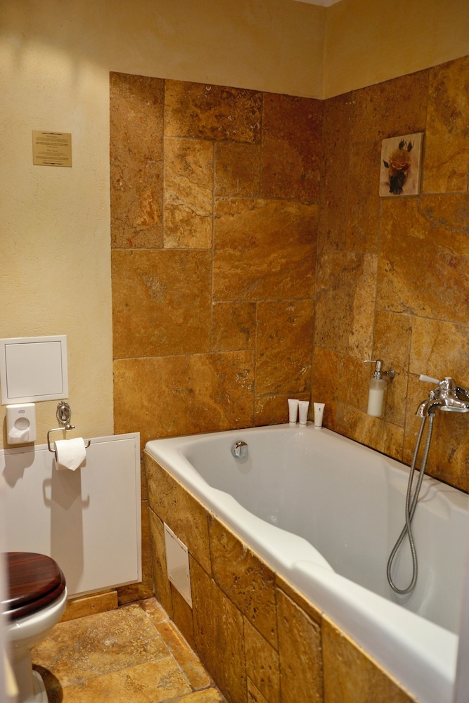 Grand Rose Spa Hotel 63/63