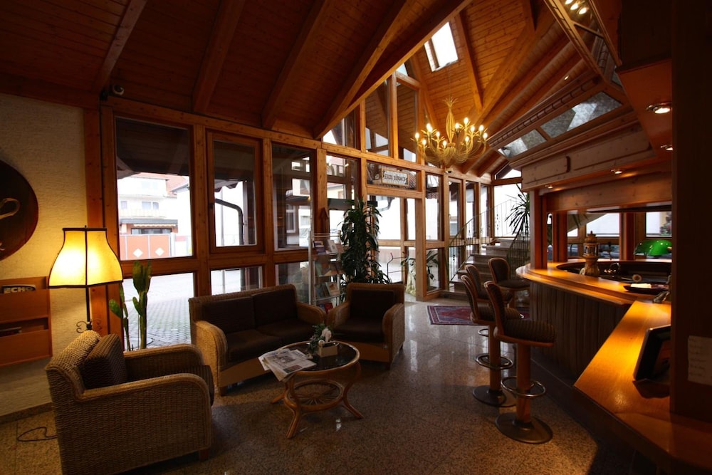 Hotel Zum Lowen 35/61