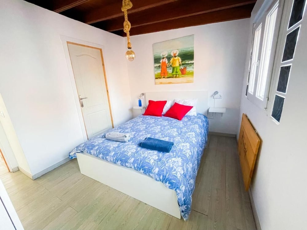 ROOM, DOUBLE BED, PRIVATE BATHROOM