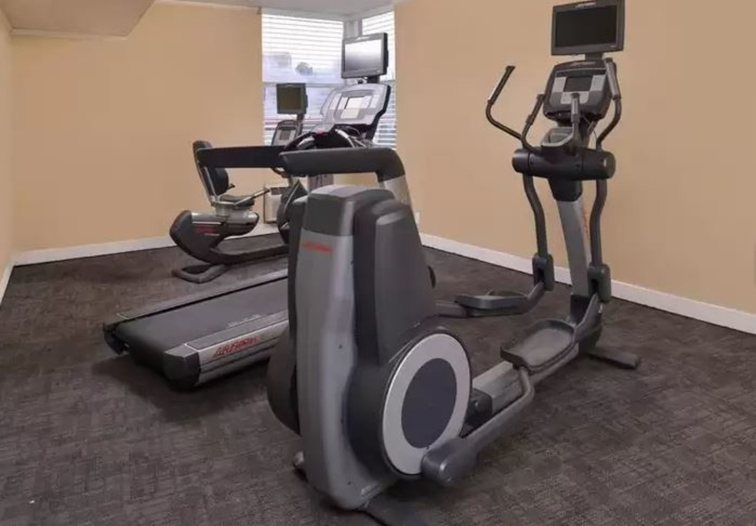 Quality Inn and Suites Airport Spokane 13/19
