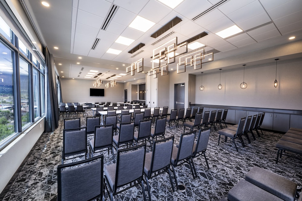 SpringHill Suites by Marriott Colorado Springs Downtown 33/44