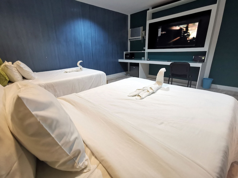 Pescadores Seaview Suites 42/72