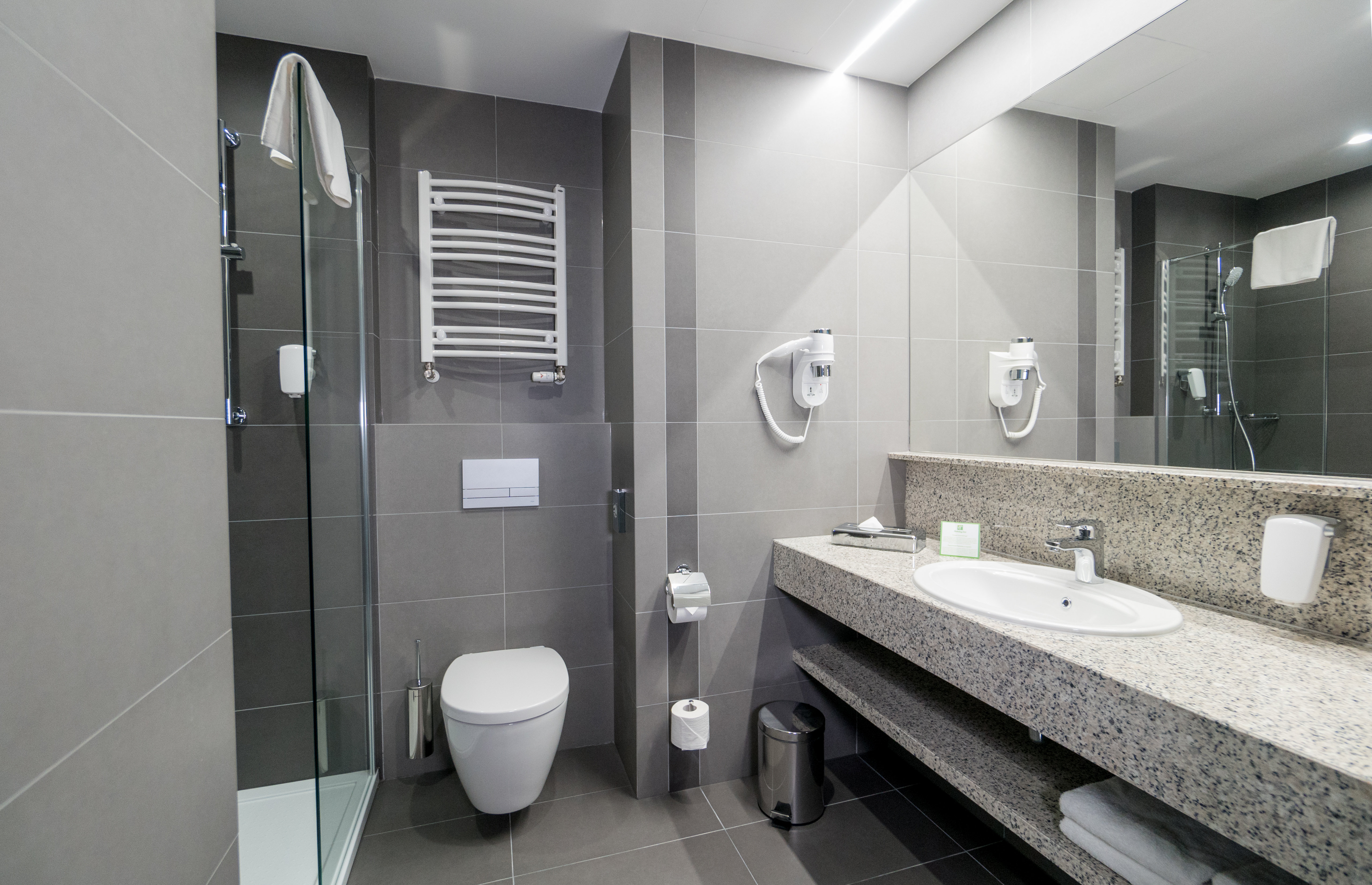 HOLIDAY INN DABROWA GORNICZA 74/75