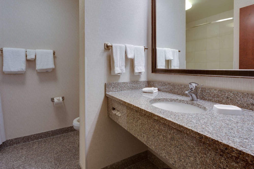 DRURY INN AND SUITES BATON ROUGE 50/50