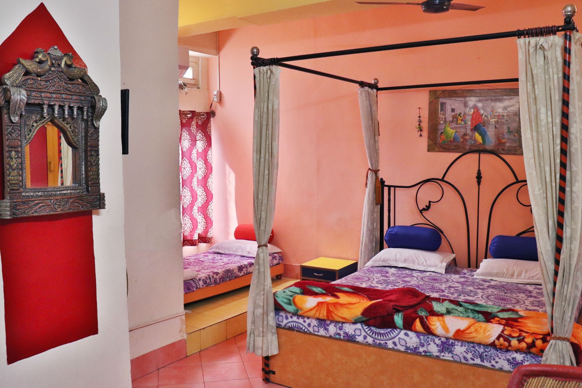 Super, Deluxe, Double Bed